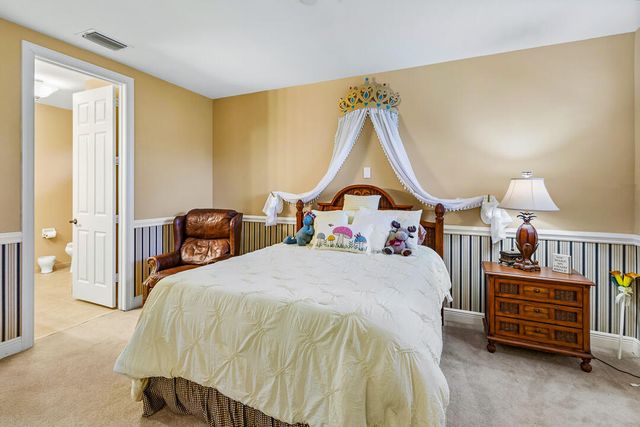 904 SW Pebble Lane, Palm City, FL 34990