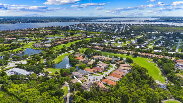 904 SW Pebble Lane, Palm City, FL 34990