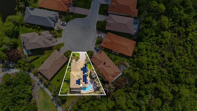 904 SW Pebble Lane, Palm City, FL 34990