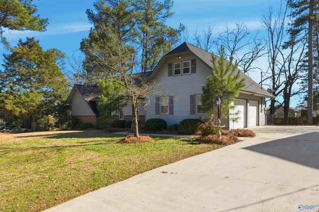 675 Cambridge Drive, Madison, AL 35758