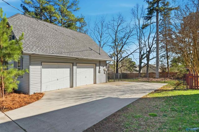 675 Cambridge Drive, Madison, AL 35758