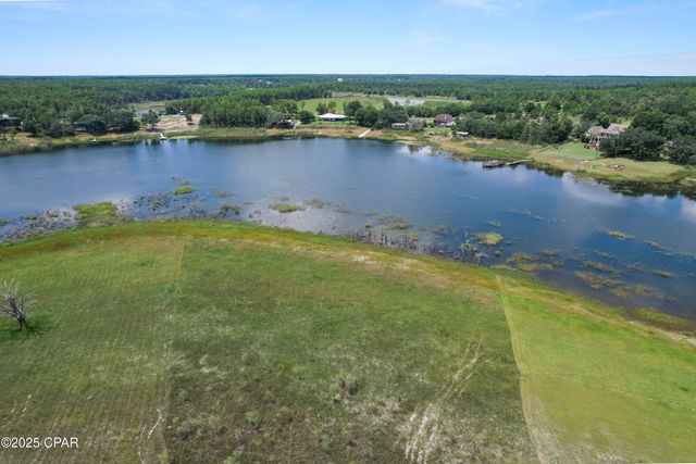 000 Pine Ridge Drive, Chipley, FL 32428