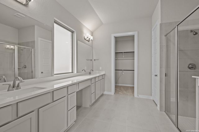 313 Ainslie St W, Castroville, TX 78009