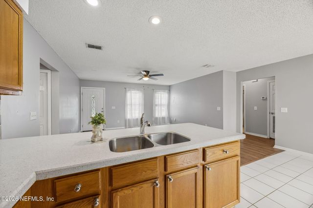 533 E OHIO Avenue, Macclenny, FL 32063