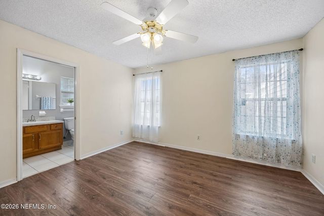 533 E OHIO Avenue, Macclenny, FL 32063