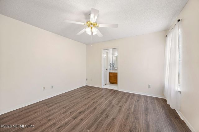 533 E OHIO Avenue, Macclenny, FL 32063