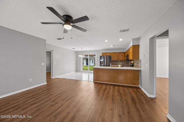 533 E OHIO Avenue, Macclenny, FL 32063