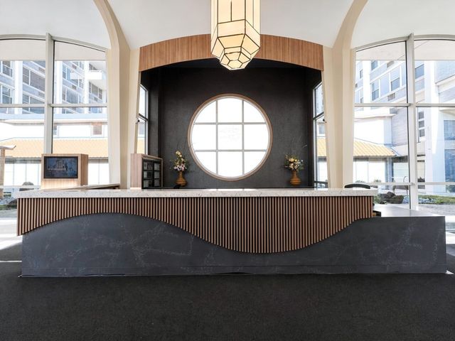 4250 N Marine Drive 716, Chicago, IL 60613