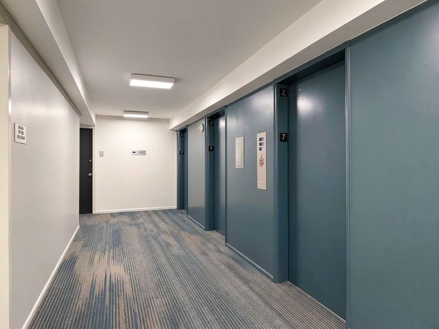 4250 N Marine Drive 716, Chicago, IL 60613