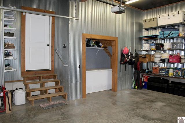 494 & 430 Beat Farmer Road, New Concord, KY 42076