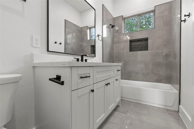 525 County Road 6617, Dayton, TX 77535