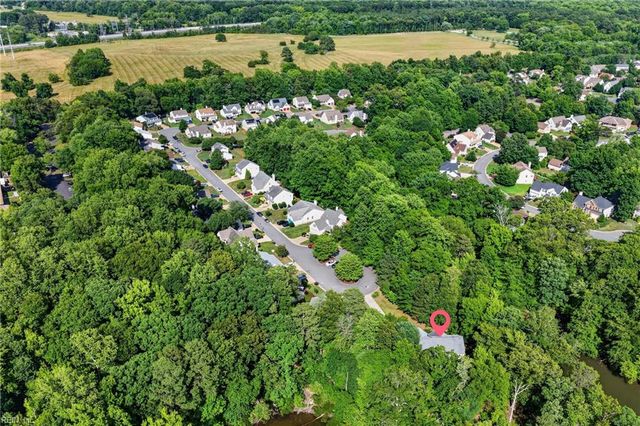 101 View Pointe DR, Newport News, VA 23603