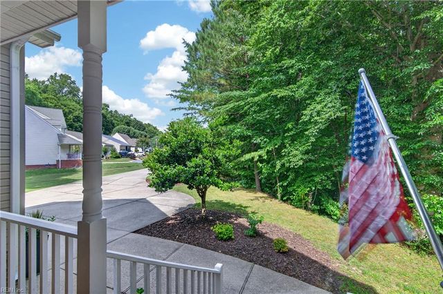 101 View Pointe DR, Newport News, VA 23603