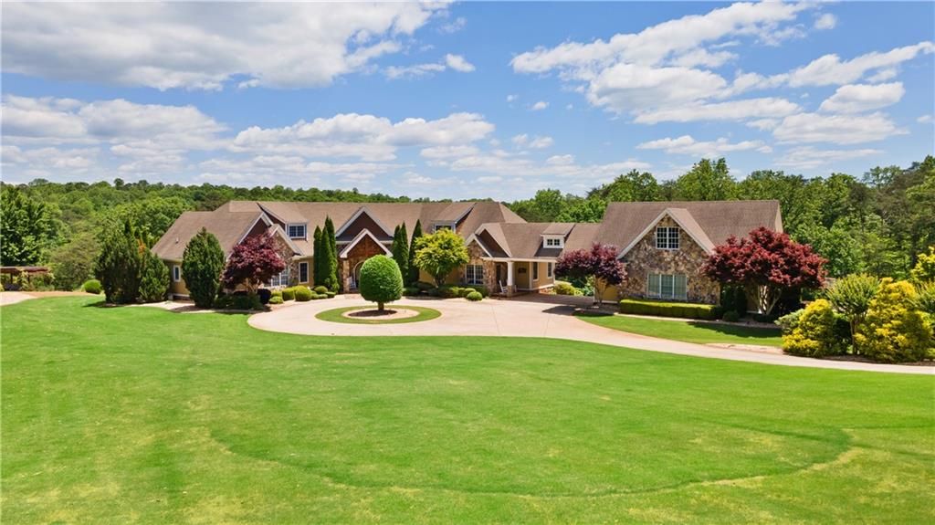 2220 Peachtree Road, Cumming, GA 30041