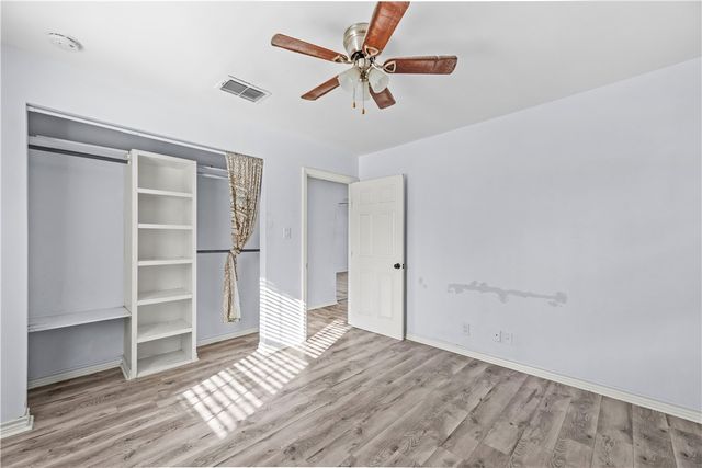 4905 Willowbrook Dr, Corpus Christi, TX 78411
