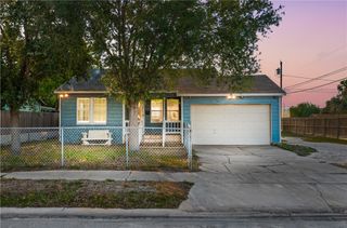 4905 Willowbrook Dr, Corpus Christi, TX 78411