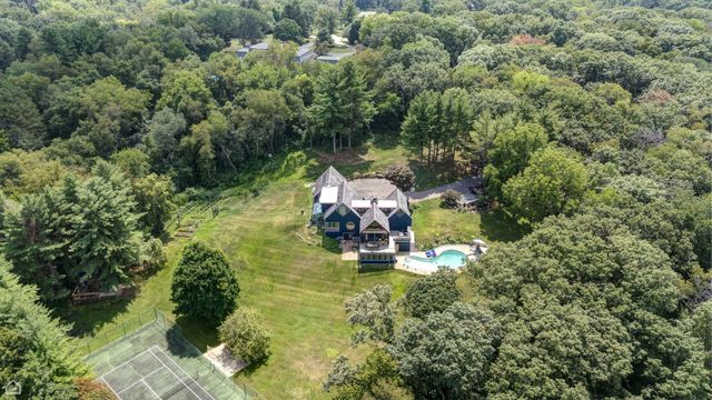 367 Overlook Road, Barrington, IL 60010