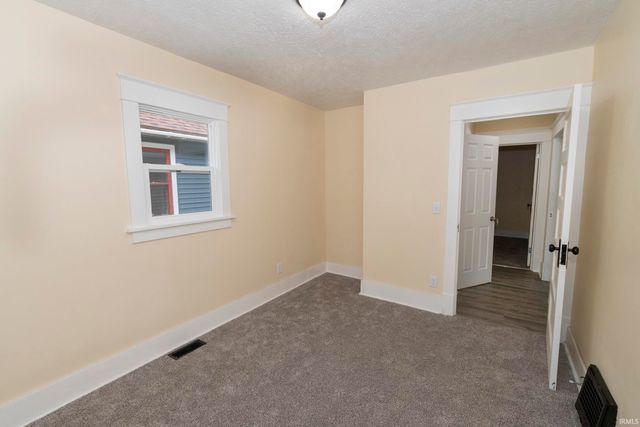 814 Sancome Avenue, South Bend, IN 46628