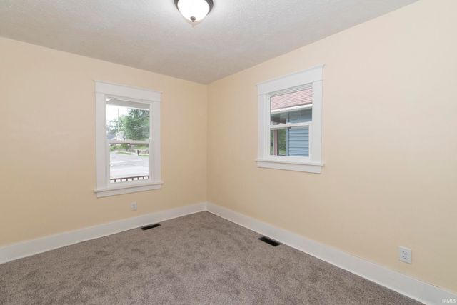 814 Sancome Avenue, South Bend, IN 46628