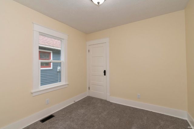 814 Sancome Avenue, South Bend, IN 46628