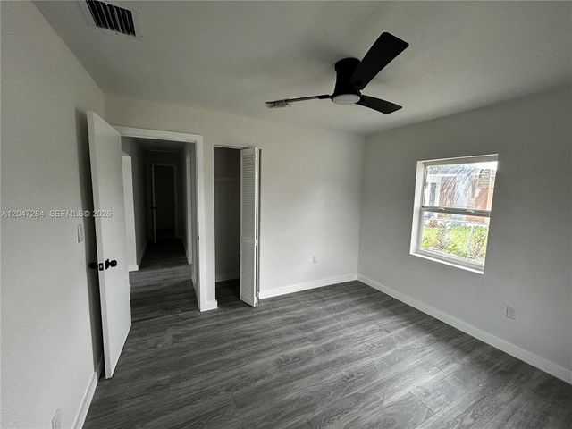 4429 SW 21st St Front, West Park, FL 33023