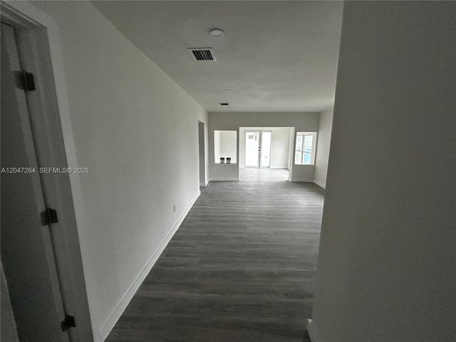 4429 SW 21st St Front, West Park, FL 33023