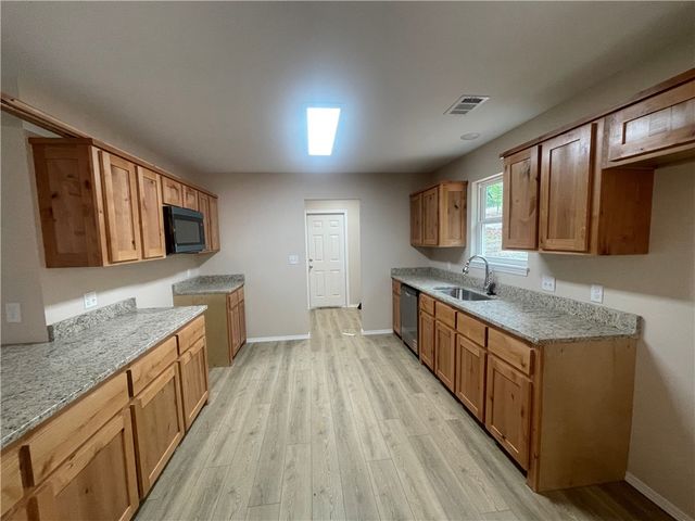 477 CR 3339, Clarksville, AR 72830