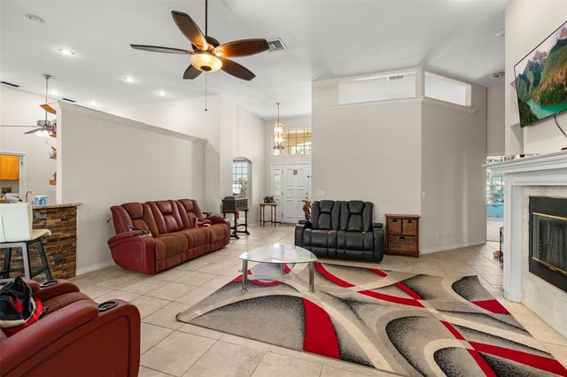 12114 GARNET DRIVE, Clermont, FL 34711