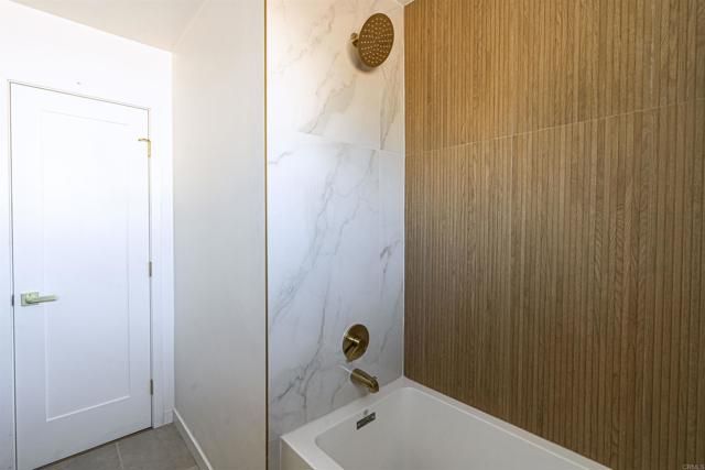 7750 Ropalt St, La Mesa, CA 91942