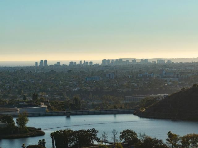 7750 Ropalt St, La Mesa, CA 91942