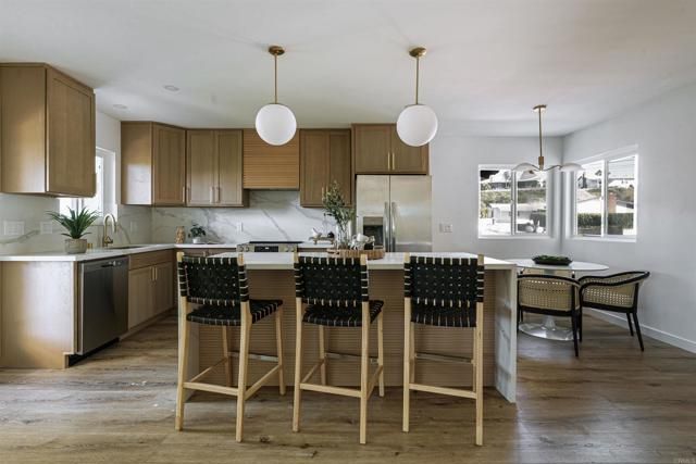 7750 Ropalt St, La Mesa, CA 91942