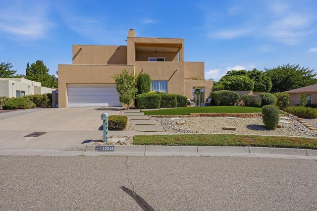 10016 Academy Knolls Drive NE, Albuquerque, NM 87111