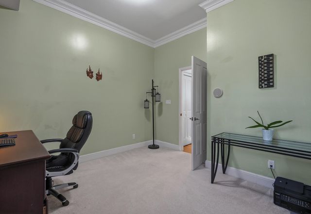 10016 Academy Knolls Drive NE, Albuquerque, NM 87111