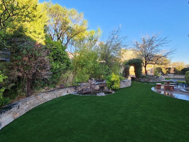 10016 Academy Knolls Drive NE, Albuquerque, NM 87111