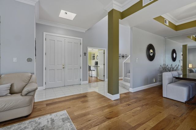 10016 Academy Knolls Drive NE, Albuquerque, NM 87111
