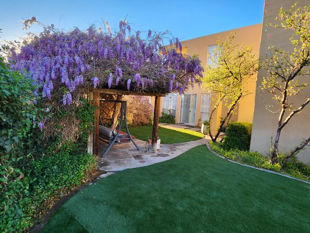 10016 Academy Knolls Drive NE, Albuquerque, NM 87111