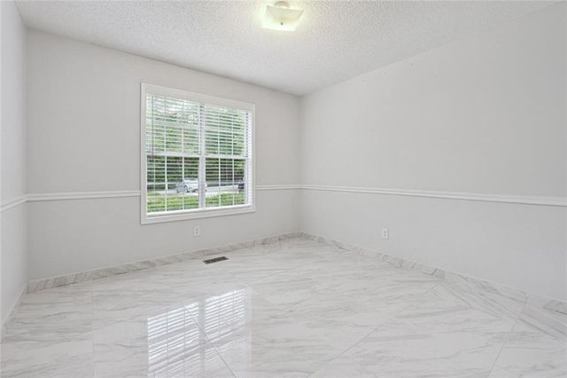 3149 Lakeview Parkway, Villa Rica, GA 30180