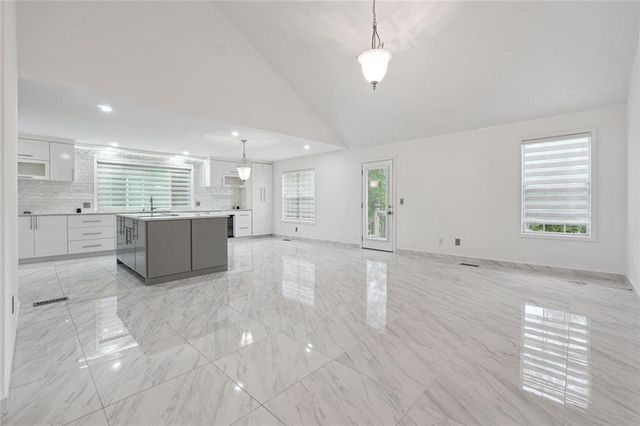 3149 Lakeview Parkway, Villa Rica, GA 30180