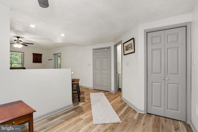 4 BROOKWOOD DR, Lititz, PA 17543
