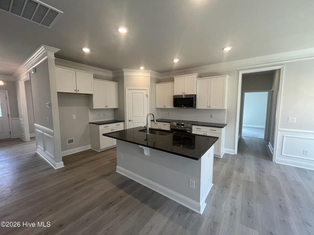 1147 Natal Drive SE, Bolivia, NC 28422