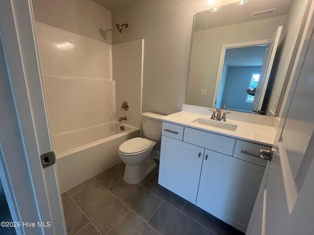 1147 Natal Drive SE, Bolivia, NC 28422