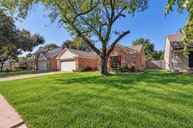9631 Secretariat Drive, Houston, TX 77065