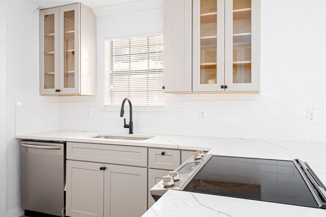 5605 Reiger Avenue, Dallas, TX 75214