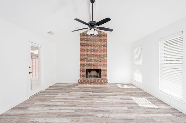 5605 Reiger Avenue, Dallas, TX 75214