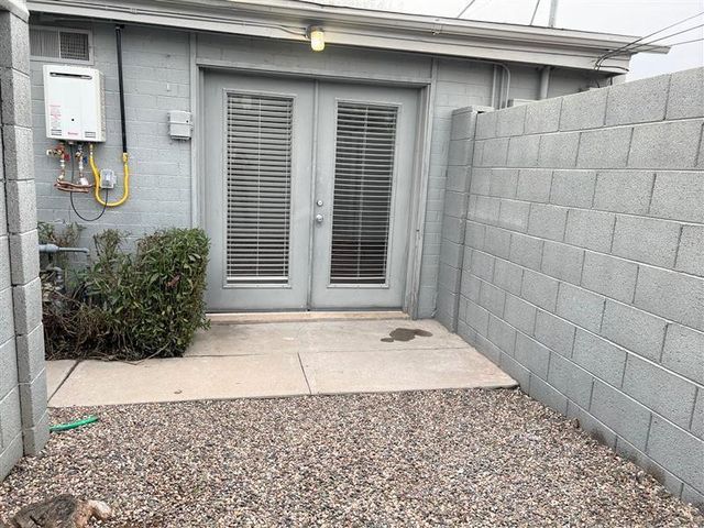 4127 N 18th Place Apt 3, Phoenix, AZ 85016
