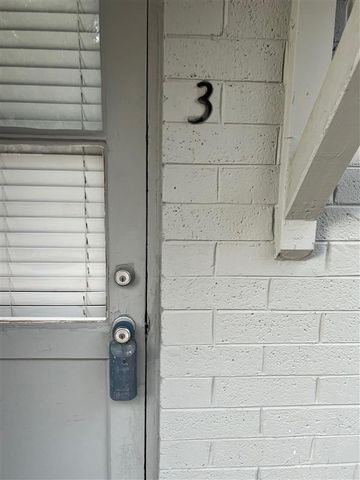 4127 N 18th Place Apt 3, Phoenix, AZ 85016