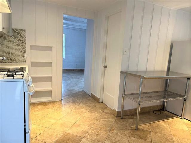 4127 N 18th Place Apt 3, Phoenix, AZ 85016