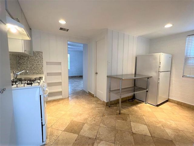 4127 N 18th Place Apt 3, Phoenix, AZ 85016