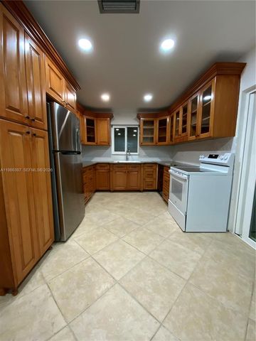 11128 Median St 0, Boca Raton, FL 33428