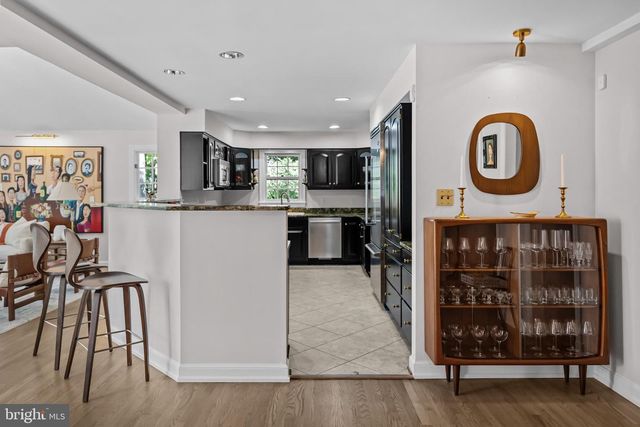 9405 LAGOVISTA CT, Great Falls, VA 22066